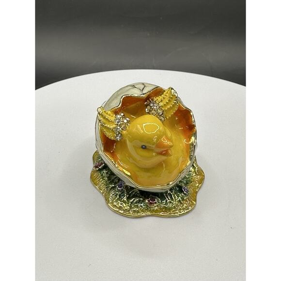 Vintage Enameled Chick in Egg Trinket Box w/ Crystals Gold Tone Metal 2" - Picture 3 of 10
